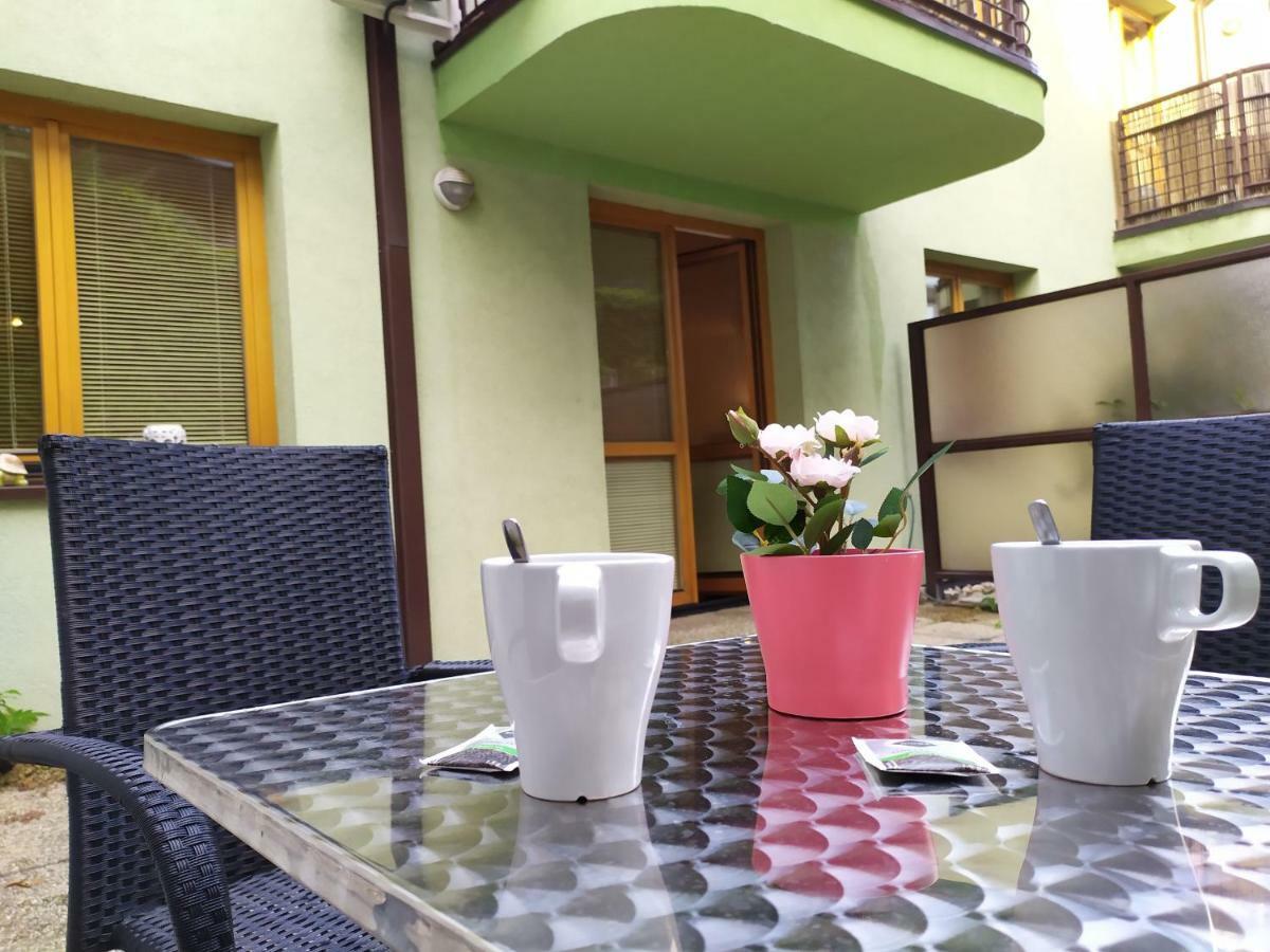 Kate & Jenny - Two-Level Apartment In The Old Town Братислава Экстерьер фото