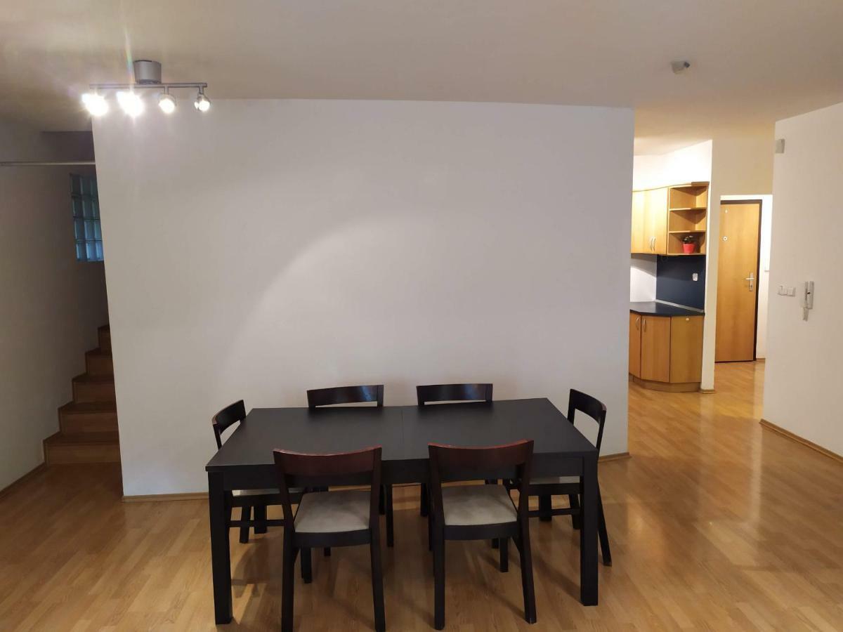Kate & Jenny - Two-Level Apartment In The Old Town Братислава Экстерьер фото
