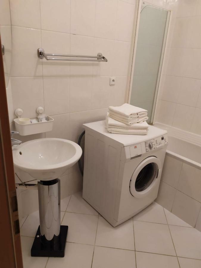Kate & Jenny - Two-Level Apartment In The Old Town Братислава Экстерьер фото