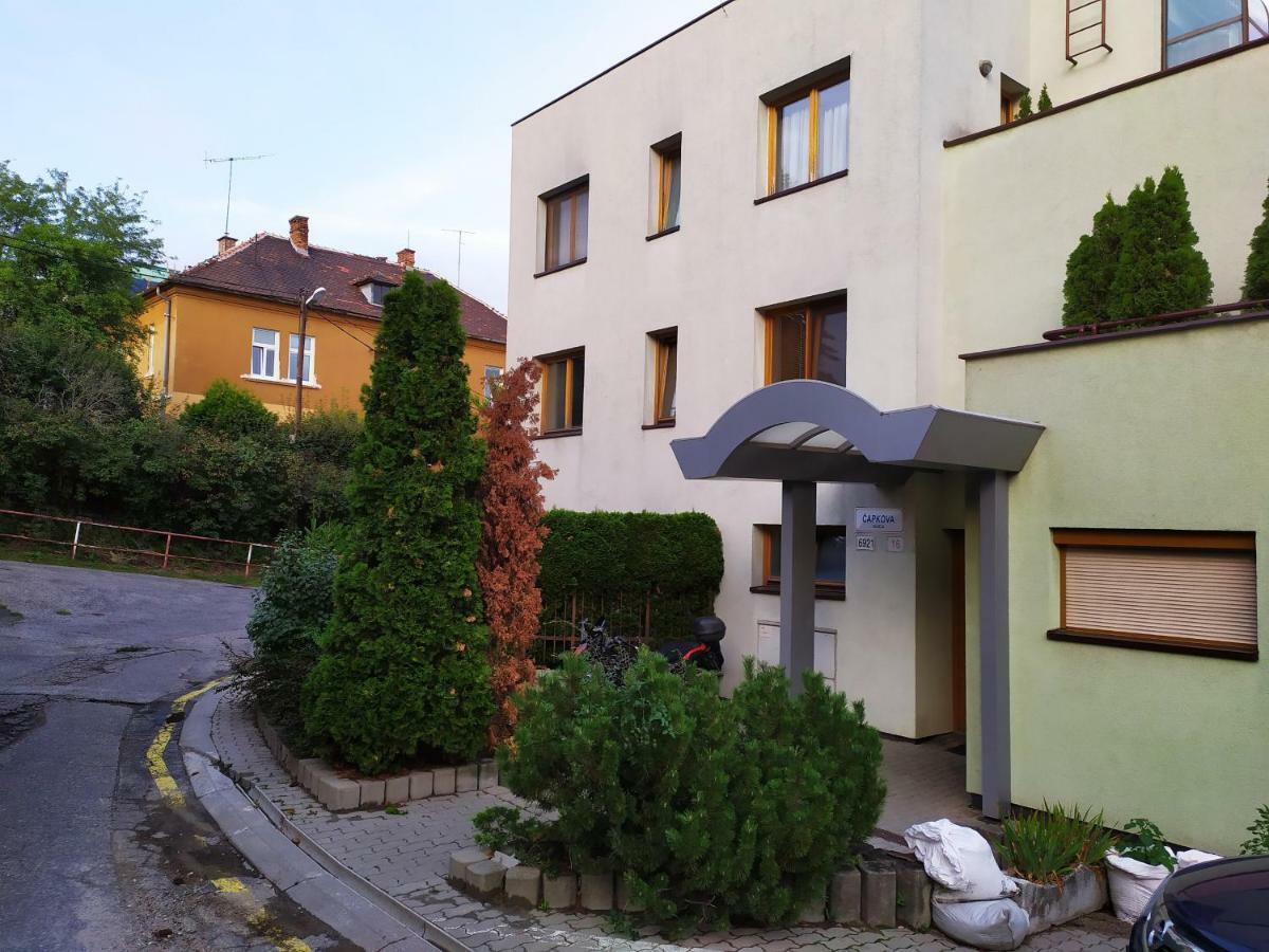 Kate & Jenny - Two-Level Apartment In The Old Town Братислава Экстерьер фото